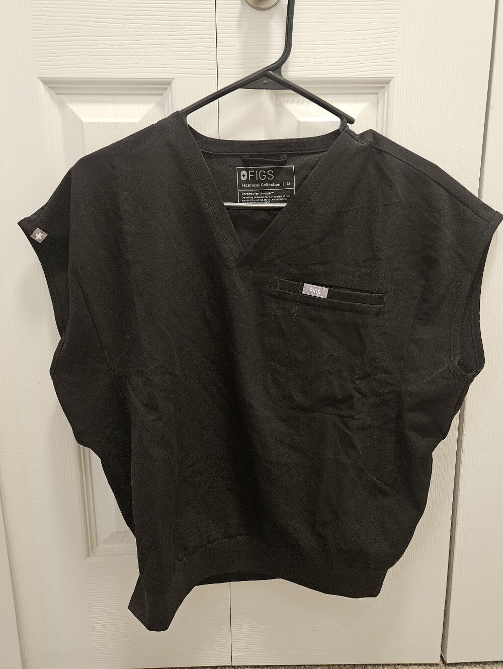 Figs Raleigh Relaxed Scrub Top Technical Collection Medium - Picture 2 of 4